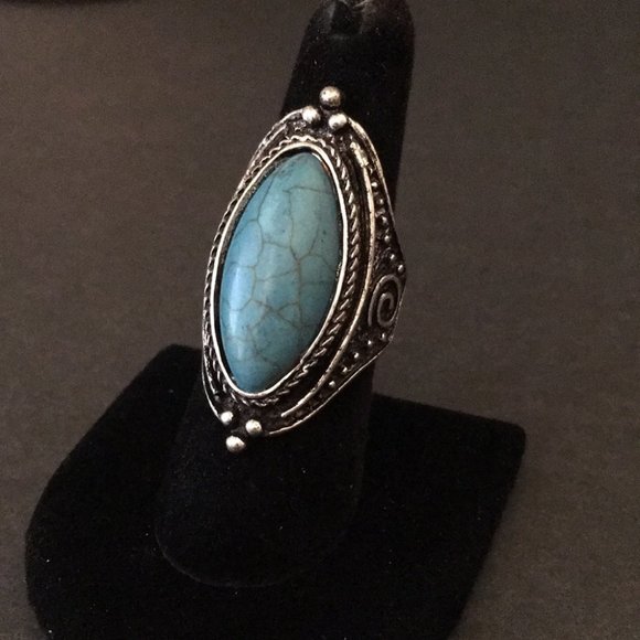 Bohemian Statement Ring - Picture 2 of 9